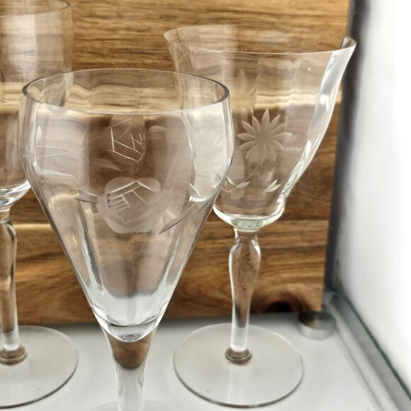 4 Etched Floral Wine Cocktail Glasses Elegant Mixed Designs mismatched flaw #0 - Picture 2 of 10
